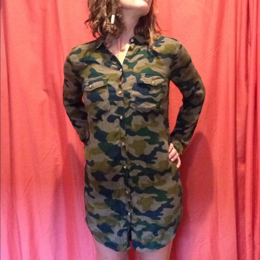H&M Small Camo Button Up Dress